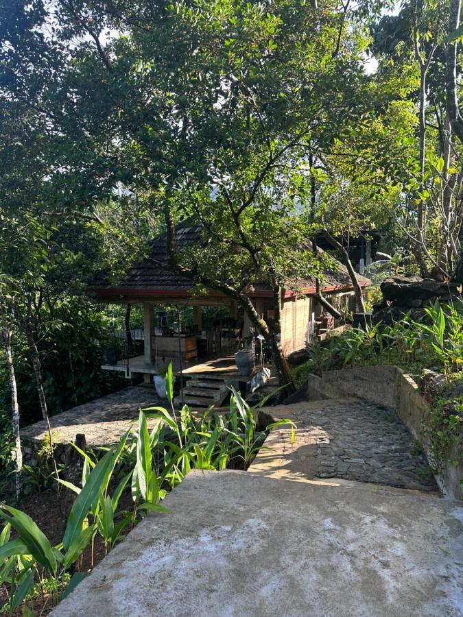 Jansen'S Bungalow Sinharaja Rainforest Retreat Kudawe Exterior photo